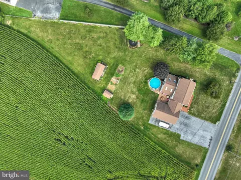 534 Oak Ln, Lititz, PA 17543 photo 70