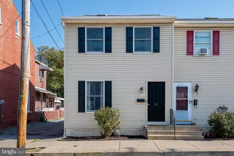 155 S 4th St, Columbia, PA 17512