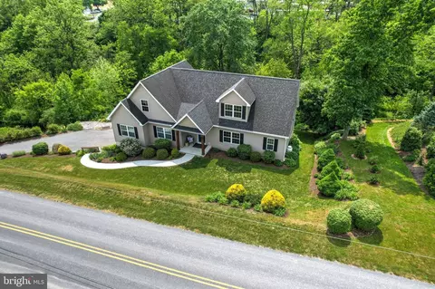 250 Skyview Ln, Lititz, PA 17543 photo 4