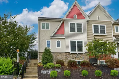2585 Camas Ln, East Petersburg, PA 17520