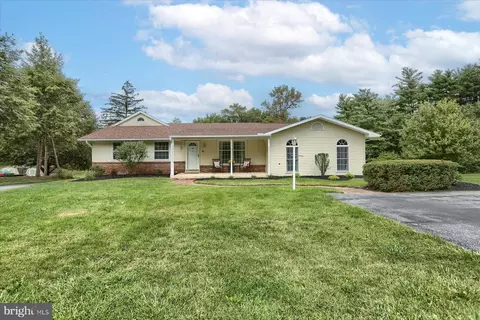 59 Meadow Ln, Lancaster, PA 17601