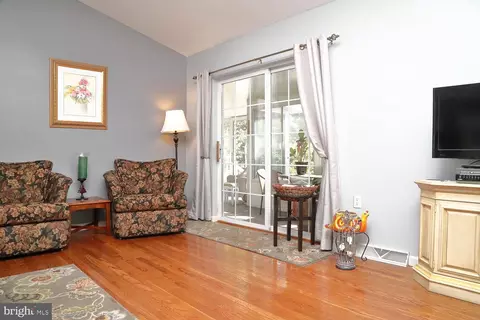 1020 Sloan St, Lititz, PA 17543 photo 6