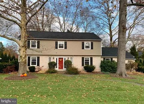 731 Barrcrest Ln, Lancaster, PA 17603