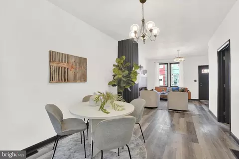 63 Howard Ave, Lancaster, PA 17602