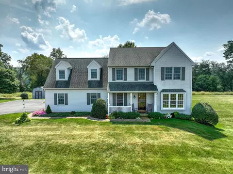 532 Georgetown Rd, Ronks, PA 17572