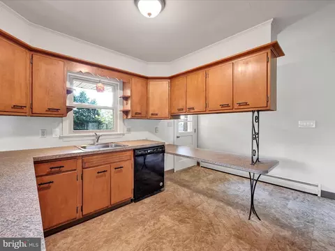 8 Landis Valley Rd, Lititz, PA 17543 photo 9