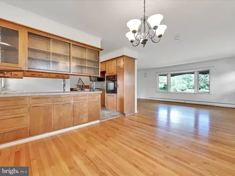 8 Landis Valley Rd, Lititz, PA 17543 photo 8