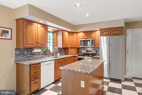 547 Wheatfield Dr, Lititz, PA 17543 photo 32