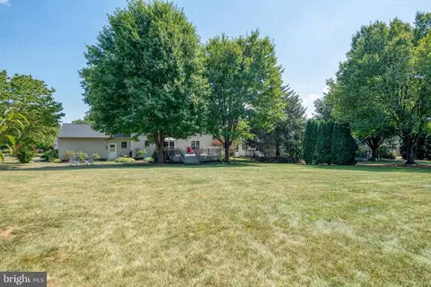 547 Wheatfield Dr, Lititz, PA 17543 photo 9