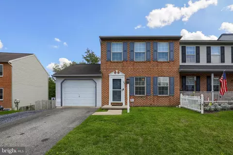 183 Heatherwood Dr, Ephrata, PA 17522
