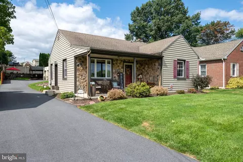 115 Old Mill Rd, Ephrata, PA 17522