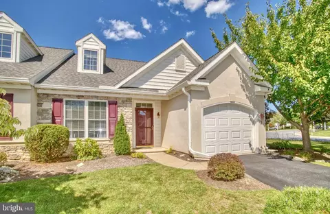 1 Camden Ct, Lancaster, PA 17602