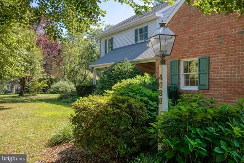 4686 Oriole Ave, Columbia, PA 17512