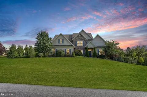 615 Quail Crk, Manheim, PA 17545