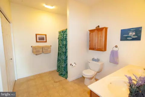 515 Providence Ct, Lititz, PA 17543 photo 13