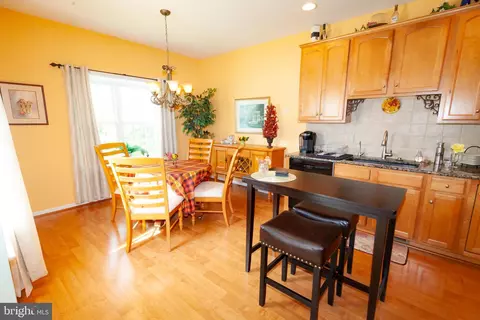 515 Providence Ct, Lititz, PA 17543 photo 9