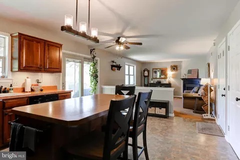 7 Longenecker Rd, Lititz, PA 17543 photo 8