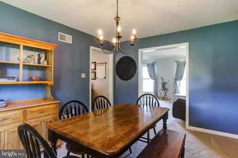 7 Longenecker Rd, Lititz, PA 17543 photo 6