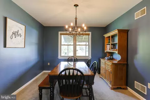 7 Longenecker Rd, Lititz, PA 17543 photo 5