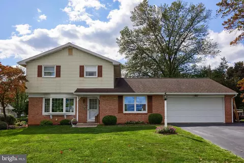 482 N Holly St, Elizabethtown, PA 17022