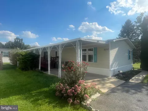 100 Fox Run Ct, Lancaster, PA 17603
