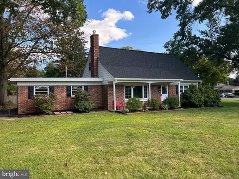 927 Raymee Dr, Lancaster, PA 17601