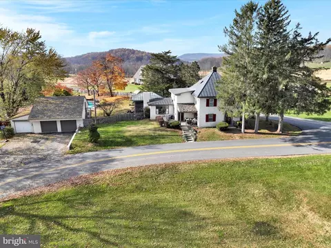 300 S Windy Mansion Rd, Denver, PA 17517
