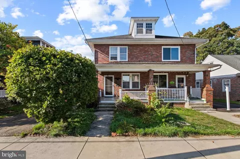 124 N Grant St, Manheim, PA 17545
