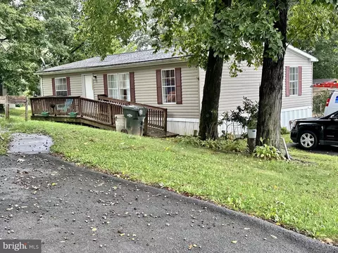 21 Ashton Dr, New Providence, PA 17560