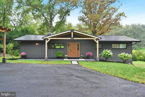 430 Valley Rd, Lancaster, PA 17601