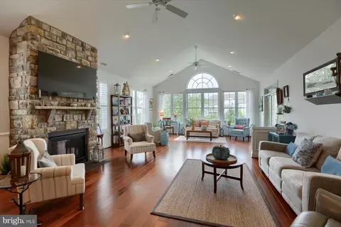 515 Allegiance Dr, Lititz, PA 17543 photo 4