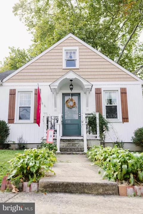 418 S Walnut St, Lititz, PA 17543 photo 3
