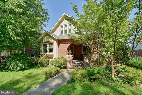 1111 Maple Ave, Lancaster, PA 17603