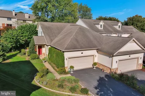 115 Creekgate Ct, Millersville, PA 17551