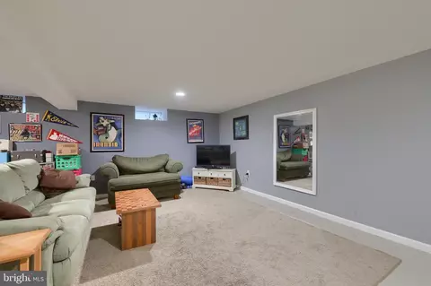 122 S Oak St, Lititz, PA 17543 photo 26