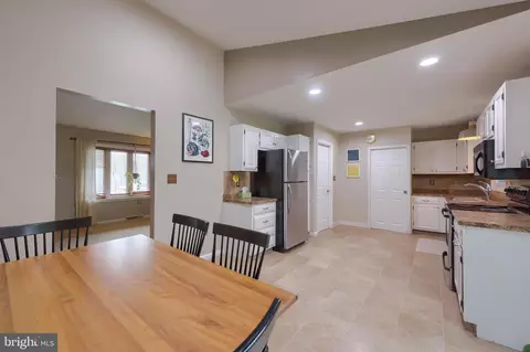 122 S Oak St, Lititz, PA 17543 photo 14