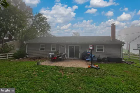 122 S Oak St, Lititz, PA 17543 photo 32