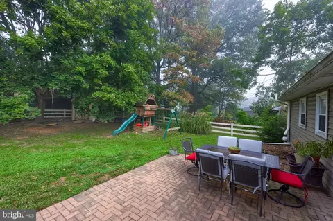 122 S Oak St, Lititz, PA 17543 photo 30
