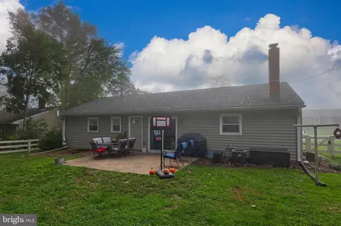 122 S Oak St, Lititz, PA 17543 photo 28