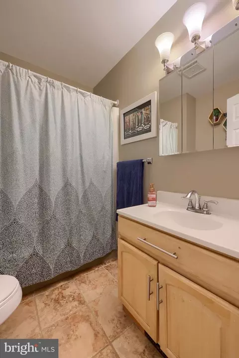 122 S Oak St, Lititz, PA 17543 photo 18