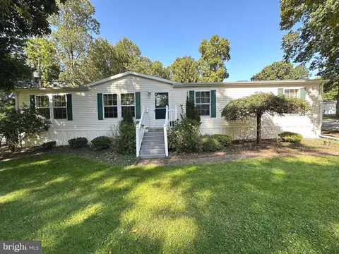 22 Rainbow Cir, Elizabethtown, PA 17022