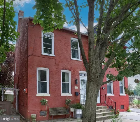 326 Park Ave, Lancaster, PA 17602