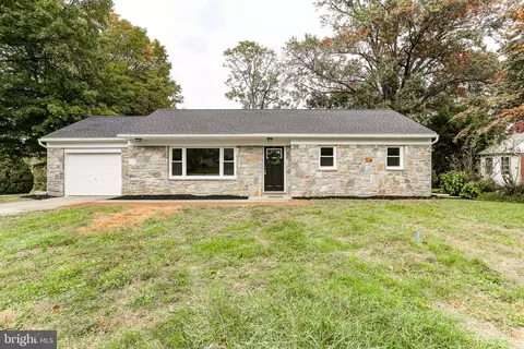 2319 Chestnut View Dr, Lancaster, PA 17603