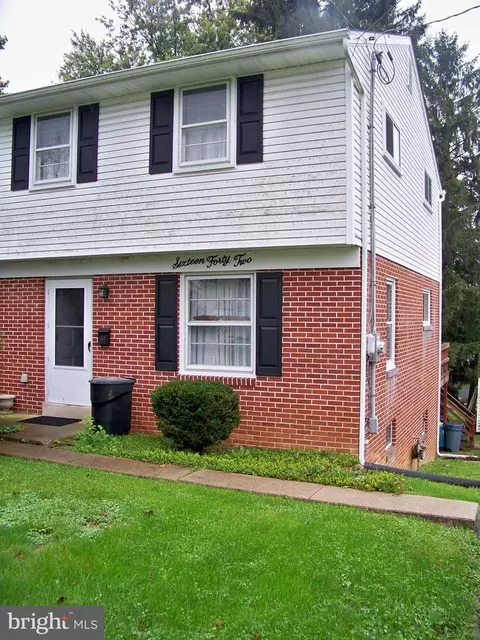 1642 Temple Ave, Lancaster, PA 17603