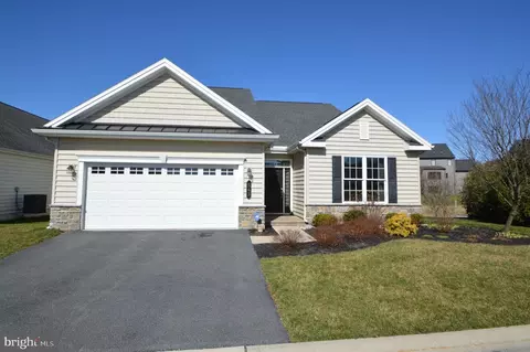 543 Allegiance Dr, Lititz, PA 17543 photo 5