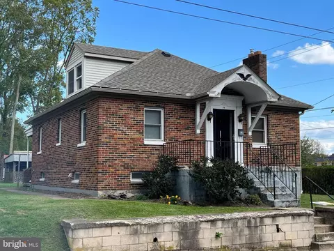 19 N Bank St, Marietta, PA 17547