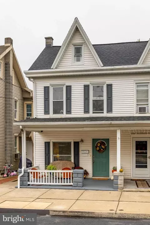 146 Washington Ave, Ephrata, PA 17522
