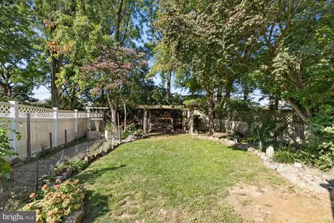 131 E Market St, Lititz, PA 17543 photo 24