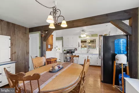 131 E Market St, Lititz, PA 17543 photo 7