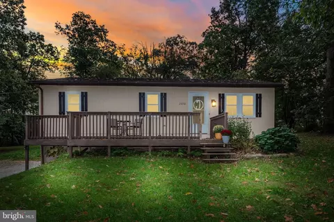 2270 Rissermill Rd, Mount Joy, PA 17552